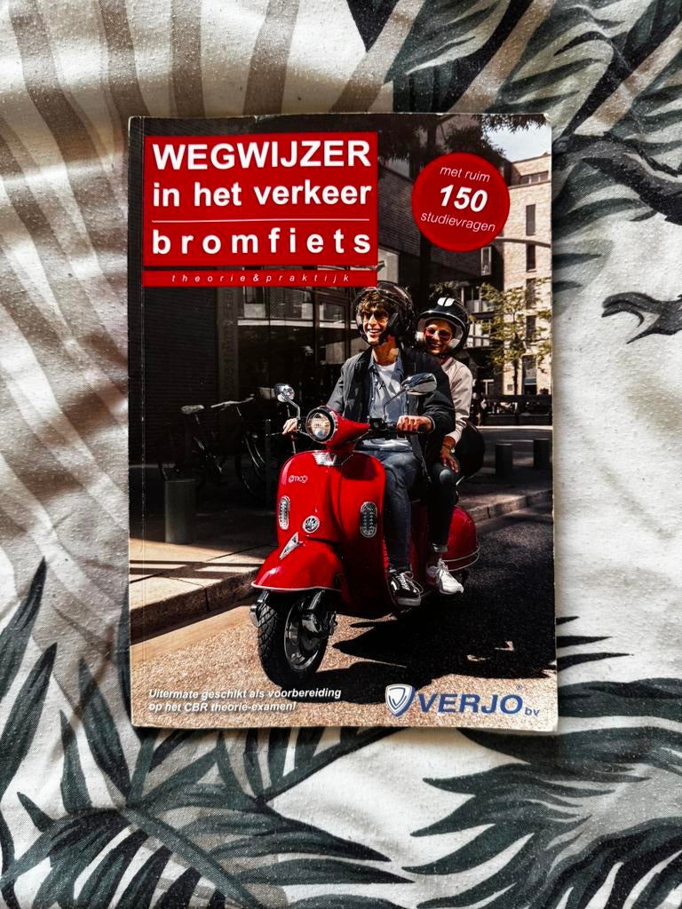 Theorie boek bromfiets examen, Boeken, Studieboeken en Cursussen, Ophalen of Verzenden