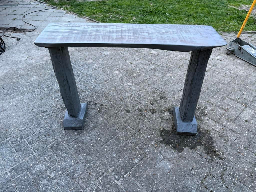 Massief houten sidetable, rustieke uitstraling, Gebruikt, 100 tot 150 cm, Ophalen of Verzenden, Overige houtsoorten