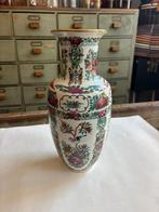Chinese porseleinen vaas in Famille Rose-stijl, Ophalen of Verzenden