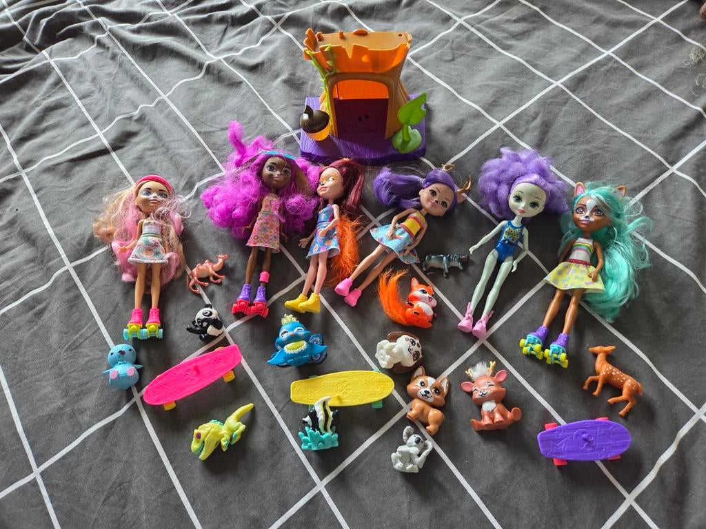 Barbies met dieren, Ophalen, Zo goed als nieuw, Barbie