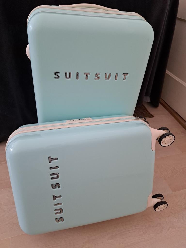 Setje koffer suitsuit, Sieraden, Tassen en Uiterlijk, Koffers, Ophalen of Verzenden, Zo goed als nieuw, Hard kunststof