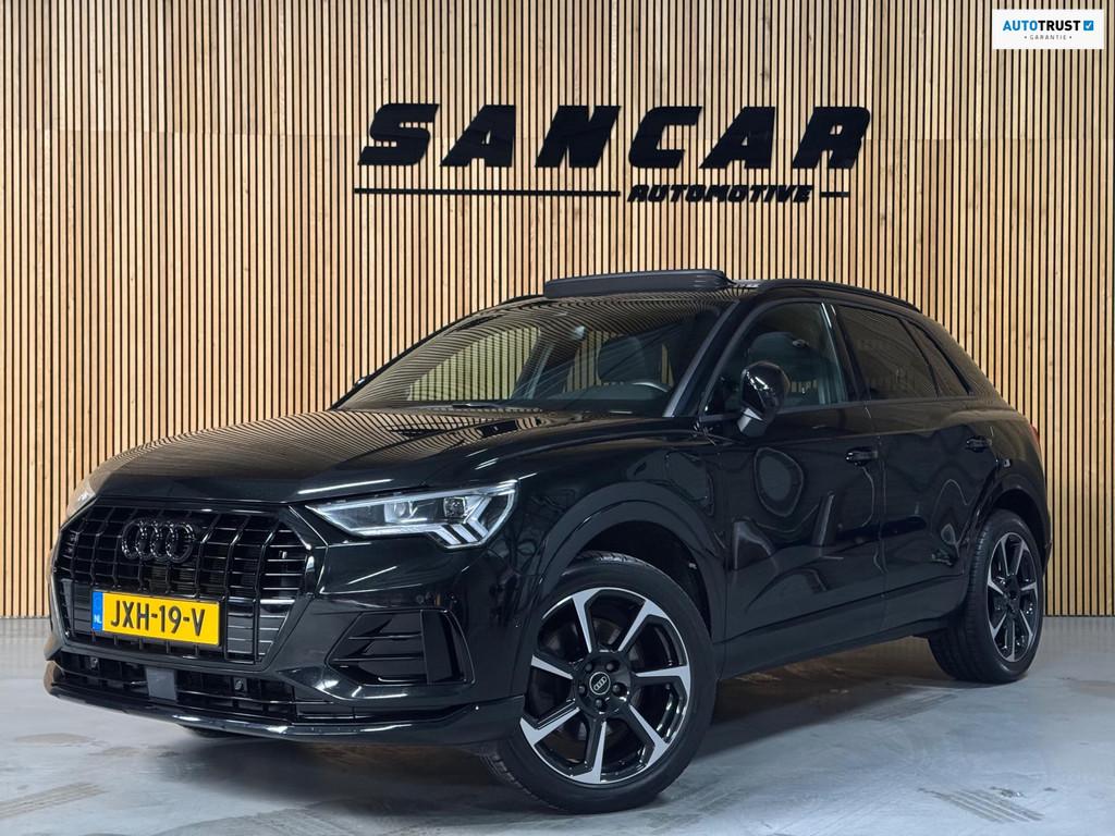 Audi Q3 45 TFSI e S edition Full BLACK|PANO|SONOS|AMBIENT|CA, Auto's, Zwart, Hybride Elektrisch/Benzine, 13 kWh, SUV of Terreinwagen