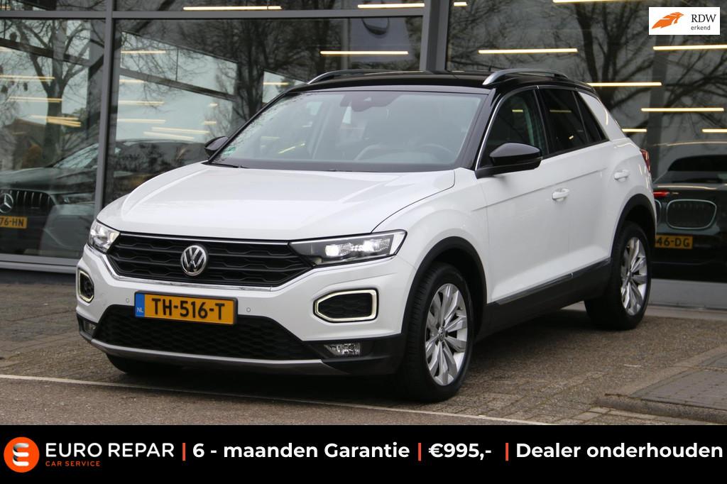 Volkswagen T-Roc 1.5 TSI Sport VIRT.COCKPIT NL-AUTO NAP AUTO, Stof, Euro 6, 4 cilinders, 150 pk