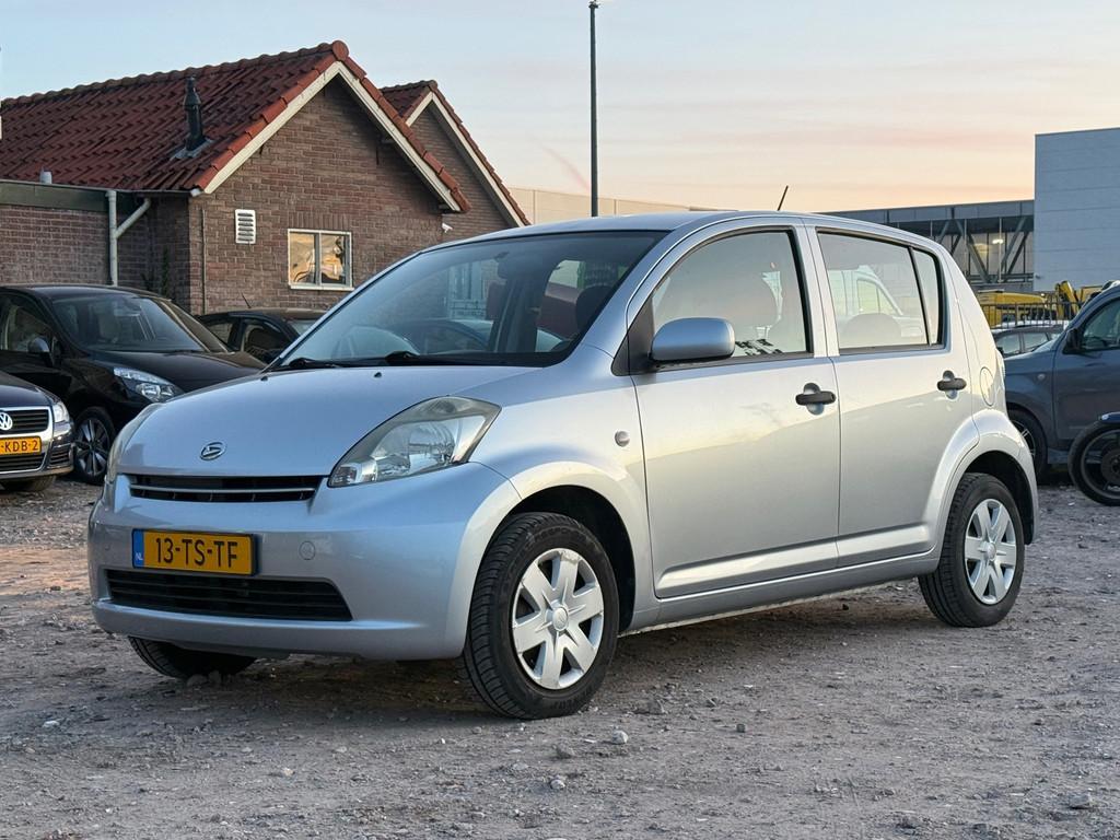 Daihatsu Sirion 2 1.3-16V Comfort/ LM VELGEN/ RIJDT LEKKER, Voorwielaandrijving, Gebruikt, 31 €/maand, 4 cilinders