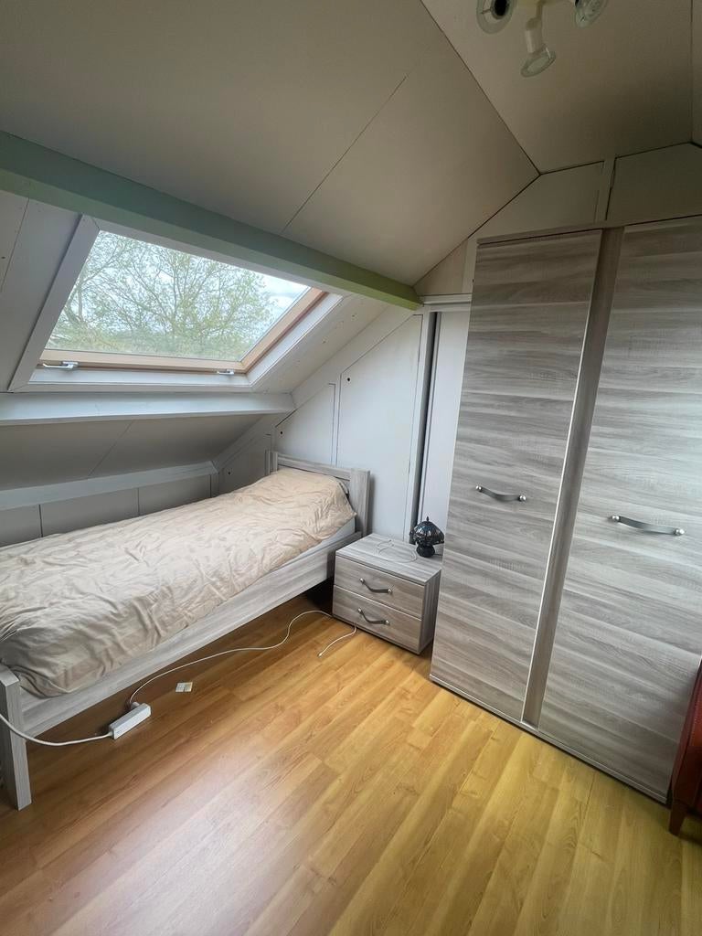 Slaapkamer bed/kasten/bureau, Ophalen, 90 cm, Eenpersoons, Steigerhout