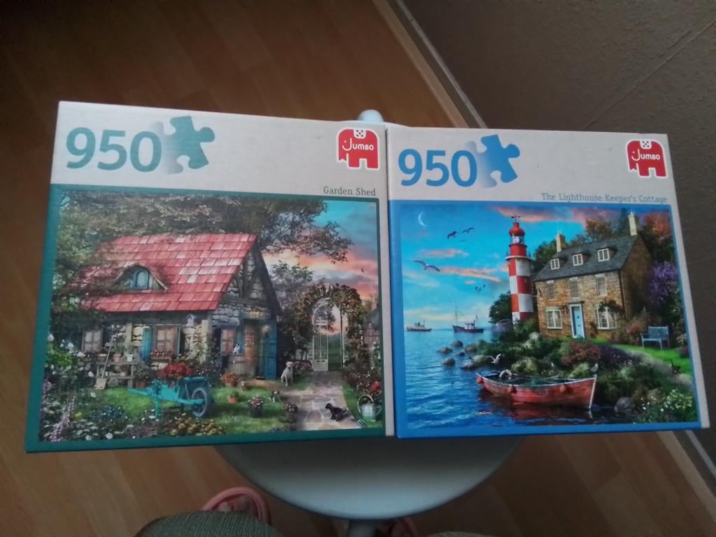 Jumbo Legpuzzels 950 stukjes: Garden Shed & Lighthouse, Ophalen of Verzenden, 500 t/m 1500 stukjes, Zo goed als nieuw, Legpuzzel