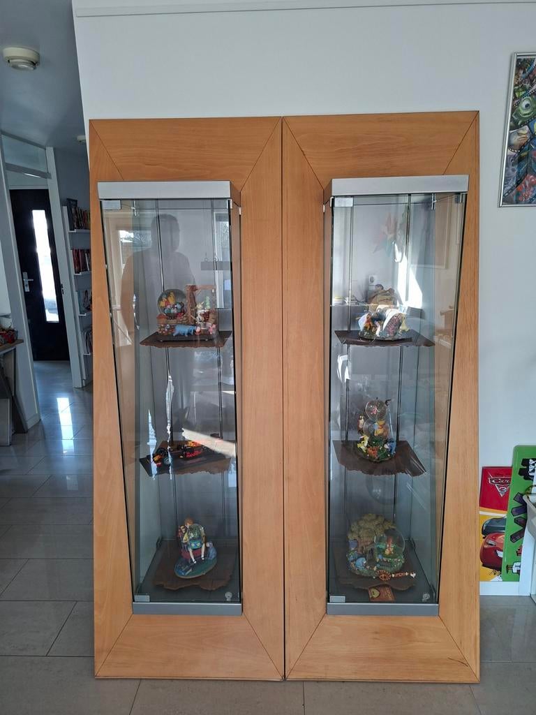 2 aparte vitrinekasten, Ophalen, Zo goed als nieuw, 25 tot 50 cm, Minder dan 100 cm