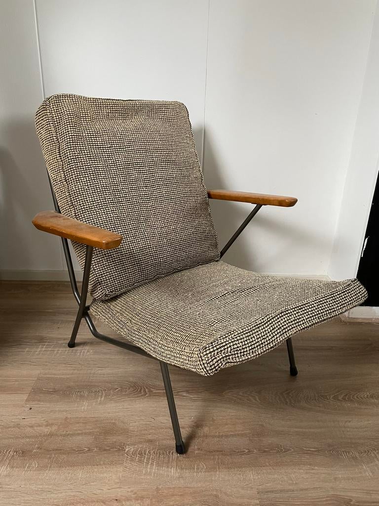 Fauteuil Koene Oberman, Huis en Inrichting, Fauteuils, Ophalen of Verzenden, Gebruikt, Metaal, 75 tot 100 cm