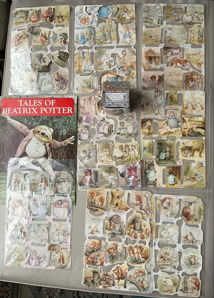 Grote collectie Beatrix Potter poesieplaatjes en boek, Ophalen of Verzenden