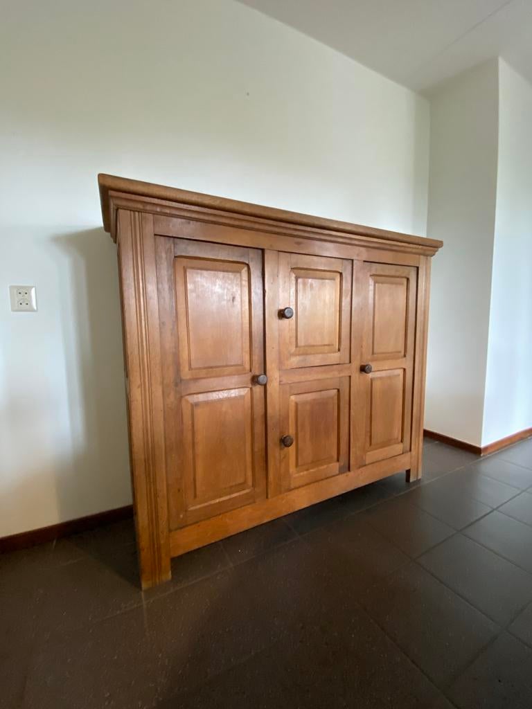 Massief eikenhouten opbergkast van Miel uit Almelo, Huis en Inrichting, Ophalen, Gebruikt