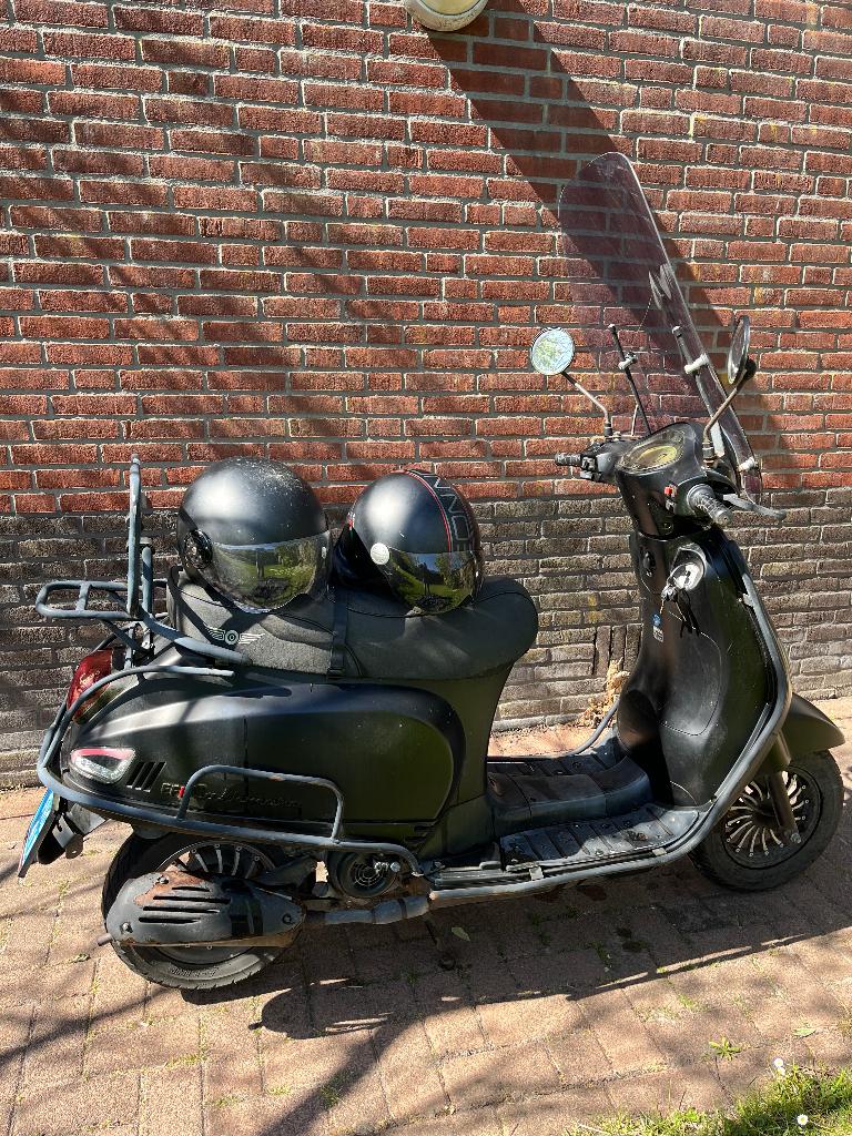 Scooter DJJD Cashmere bj 2021 km 2861, Fietsen en Brommers, Brommeronderdelen | Scooters, Ophalen, Gebruikt, Overige typen, Overige merken