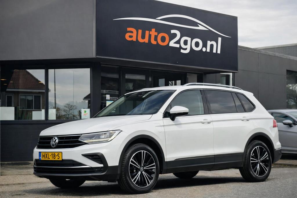 Volkswagen Tiguan 1.4 TSI AUT6 eHYBRID R-LINE VOL-LEDER DIGI, Euro 6, Adaptive Cruise Control, Wit, 1395 cc