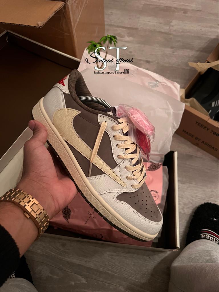 Travis Scott Schoenen - Maten 36-47 - Sentral Official, Ophalen of Verzenden, Nieuw, Overige kleuren, Sneakers of Gympen