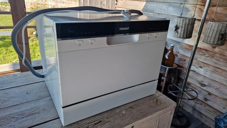 Tomado compacte vaatwasser, Witgoed en Apparatuur, Vaatwasmachines, Vrijstaand, Minder dan 85 cm, 45 tot 60 cm, Minder dan 10 liter