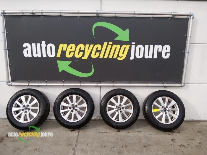 Sportvelgenset + banden van een Mazda CX-5, Auto-onderdelen, Banden en Velgen, Personenwagen, Gebruikt, 3 maanden garantie