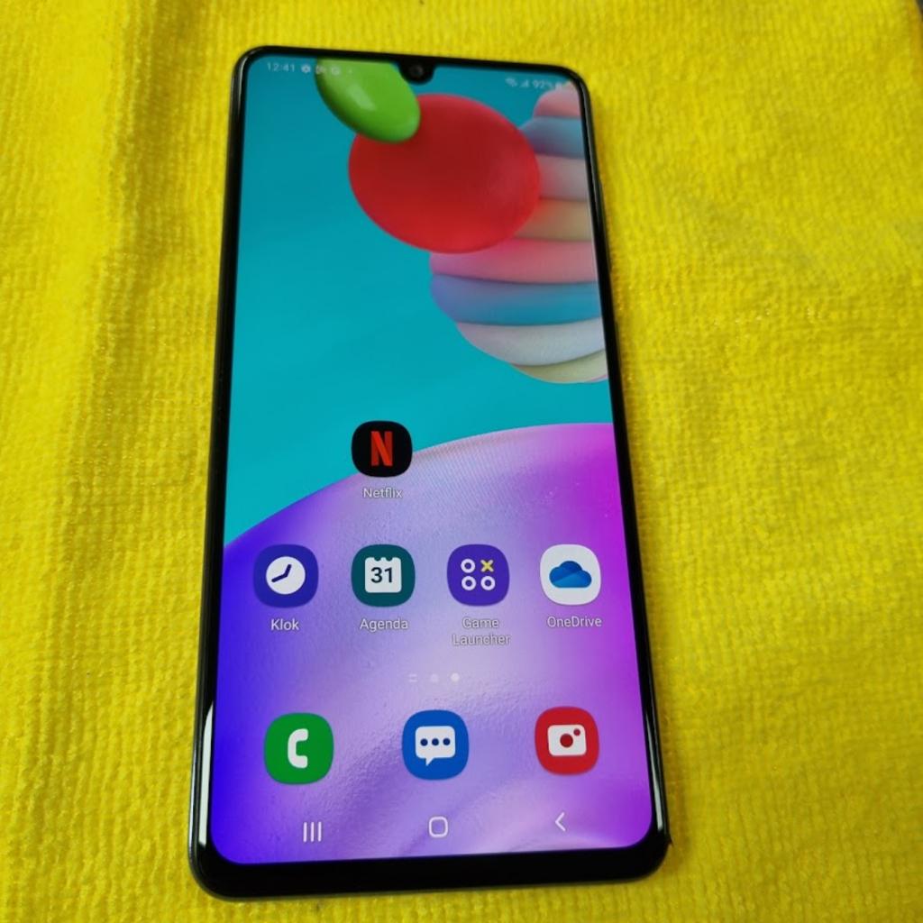 Samsung Galaxy A41 64GB Zwart Android 12, Samsung, Zo goed als nieuw, Support@Samsung.com, 129, Samsung-ro, Yeongtong-gu
Suwon-si, Gyeonggi-do 16677
South Korea