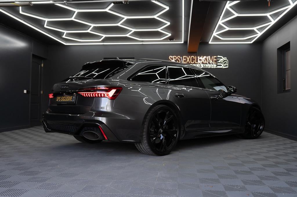 Audi A6 Avant RS 6 TFSI quattro / B&O 3d/ Milltek / Keramisc, Auto's, Audi, RS6, Leder, Vierwielaandrijving, Hybride Elektrisch/Benzine