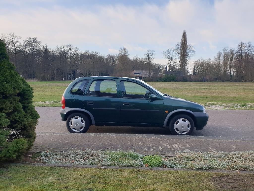 Zuinige Opel Corsa 1.0 I 5D 1999 Groen, Auto's, Opel, Particulier, Corsa, Benzine, Hatchback, Handgeschakeld, Origineel Nederlands