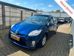 Toyota Prius 1.8 Dynamic PANO/ CLIMA/ SOLAR/ LM VELGEN!, Parkeersensor, Gebruikt, Zwart, 4 cilinders