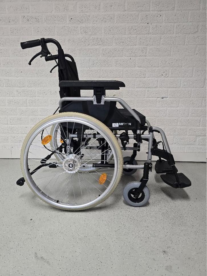 Lichtgewicht rolstoel, Meyra Eurochair², inklapbaar, Diversen, Rolstoelen, Zo goed als nieuw, Duwrolstoel, Inklapbaar, Ophalen of Verzenden