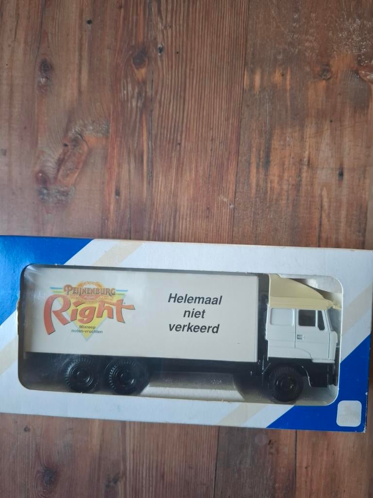 Pijnenburg Right Reclame Vrachtwagen Model, Hobby en Vrije tijd, Ophalen of Verzenden