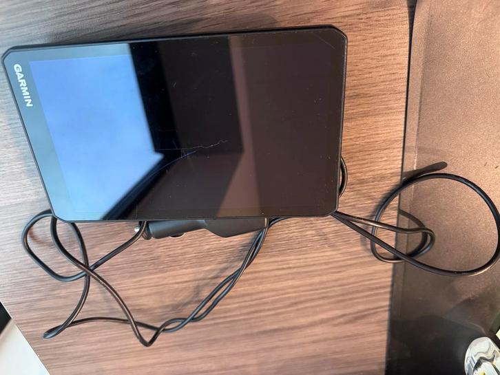 Garmin Dezl LGV700 - 7 inch vrachtwagen navigatiesysteem, Auto diversen, Autonavigatie, Gebruikt, Ophalen of Verzenden