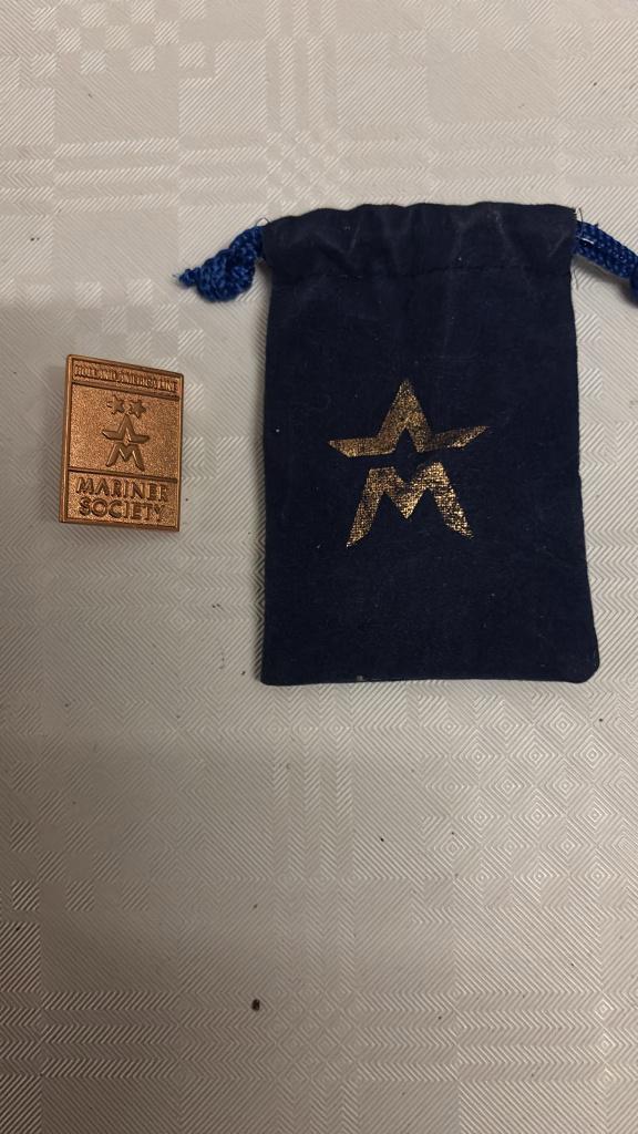 Revers speld Holland America lijn, Ophalen of Verzenden, Zo goed als nieuw, Gebruiksvoorwerp