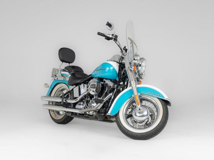 Harley-Davidson FLSTN103 Two-Tone (bj 2016), Motoren, Motoren | Harley-Davidson, Bedrijf, Overig, meer dan 35 kW, ABS