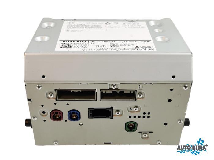 Regelunit Multi Media van een Volvo XC40