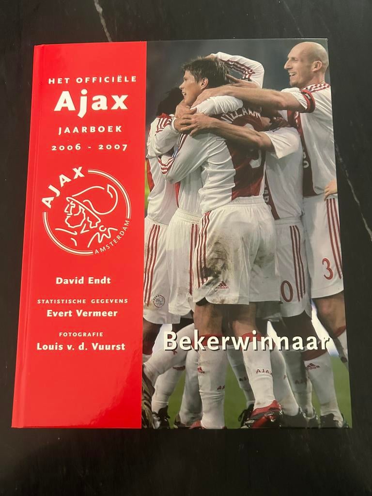 AJAX het officiële AJAX jaarboek 2006-2007, Ophalen of Verzenden, Nieuw, Ajax, Boek of Tijdschrift