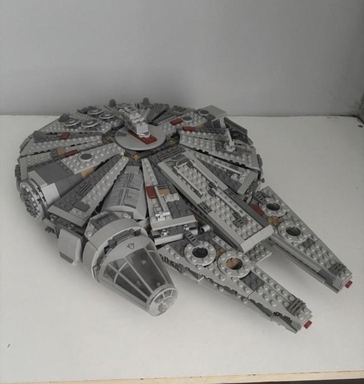 Lego Star Wars Millenium Falcon, Verzamelen, Star Wars, Zo goed als nieuw, Actiefiguurtje, Ophalen of Verzenden