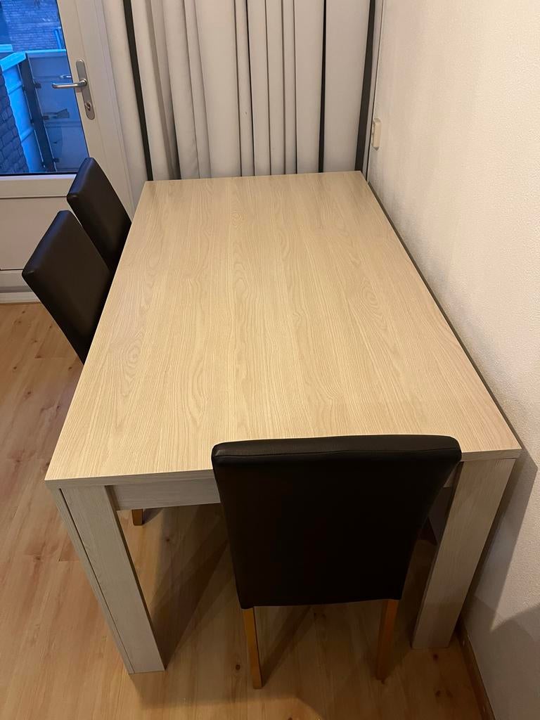 Eettafel met houtlook, Huis en Inrichting, Tafels | Eettafels, Ophalen, Gebruikt, 100 tot 150 cm, 50 tot 100 cm