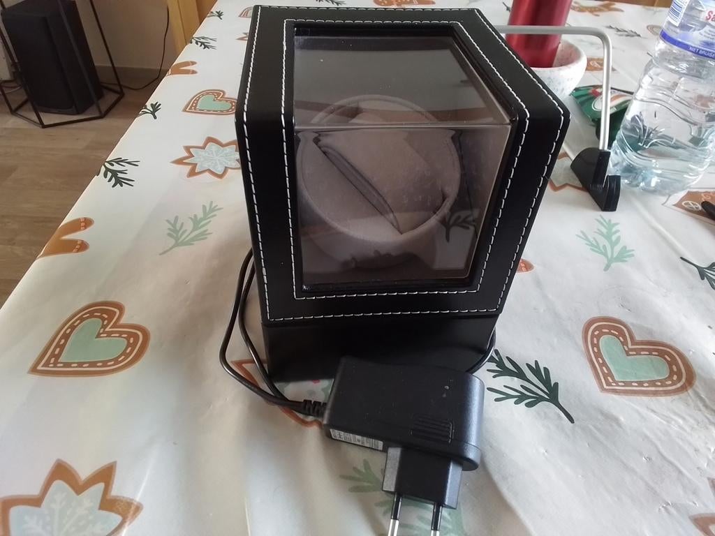 Mooie leren watchwinder nieuw., Ophalen, Nieuw, Overige merken