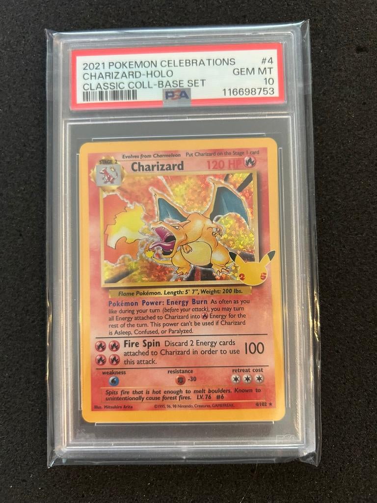 charizard celebrations psa 10(beschadigde slab), Hobby en Vrije tijd, Verzamelkaartspellen | Pokémon, Ophalen of Verzenden, Zo goed als nieuw