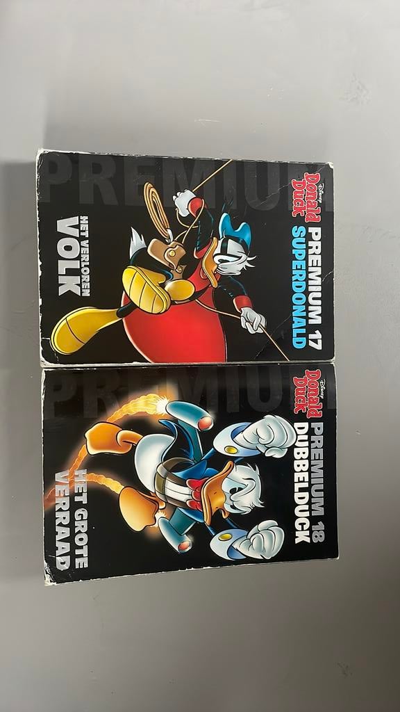 Donald Duck premium, Meerdere stripboeken, Ophalen of Verzenden, Gelezen