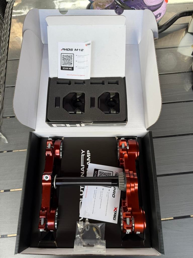 NIEUW X-Trig kroonplaten + PHDS stuurklemmen, Motoren, Ophalen of Verzenden, Nieuw