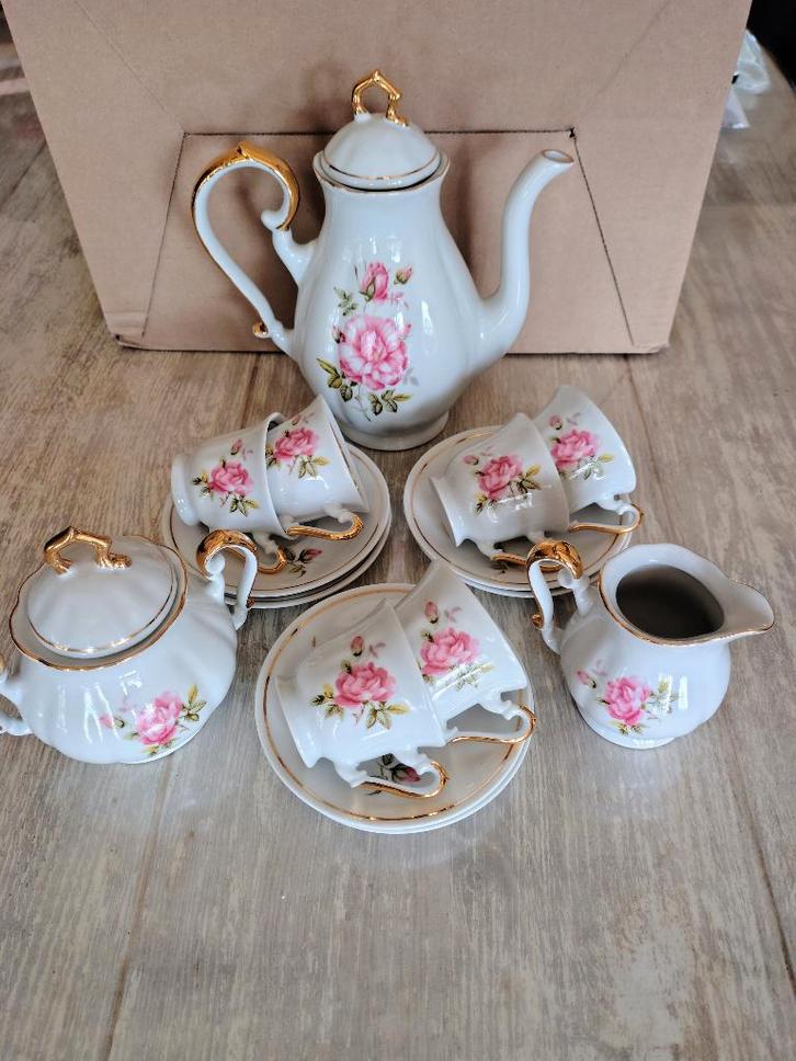 Mocca servies, Antiek en Kunst, Antiek | Servies compleet, Ophalen