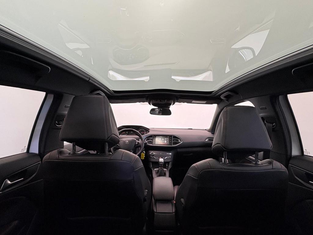 Peugeot 308 1.2 GT-Line Panoramadak Navigatie Camera Parkeer, Stof, Gebruikt, Euro 6, Origineel Nederlands
