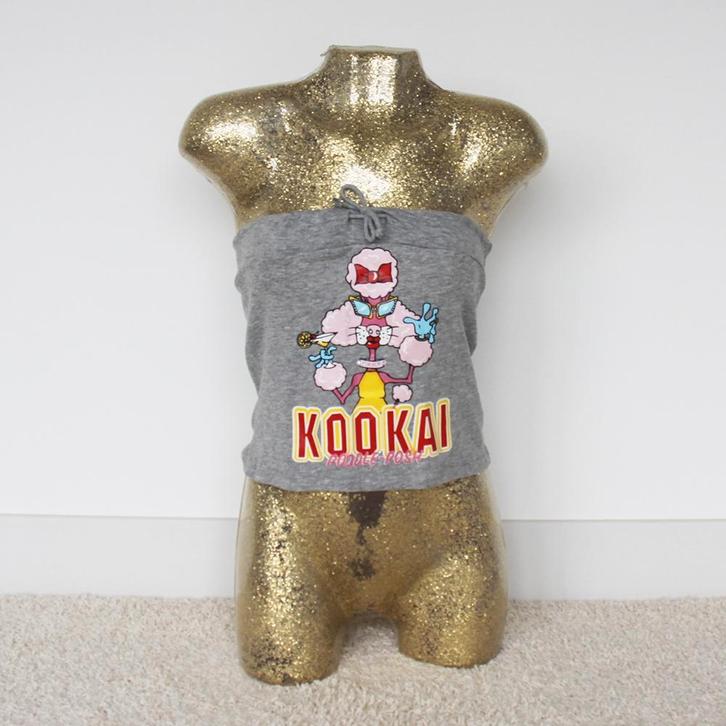 Kookai Topje (M) € 10,-, Kleding | Dames, Tops, Zo goed als nieuw, Maat 38/40 (M), Grijs, Zonder mouw, Ophalen of Verzenden