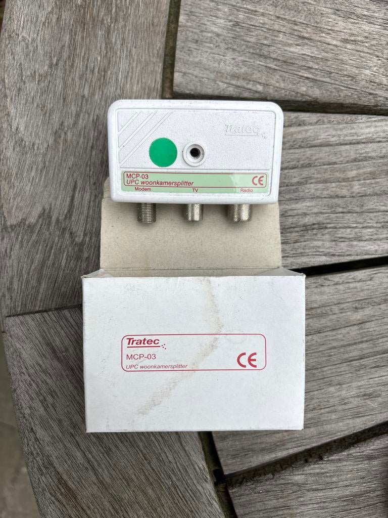 Tratec MCP-03 UPC woonkamersplitter, Ophalen of Verzenden, Gebruikt, Coaxiale kabel