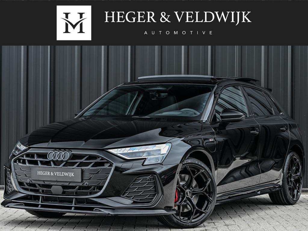 Audi A3 Sportback 45 TFSI e S edition Competition | Panorama, Zwart, 700 kg, Zwart, Hybride Elektrisch/Benzine