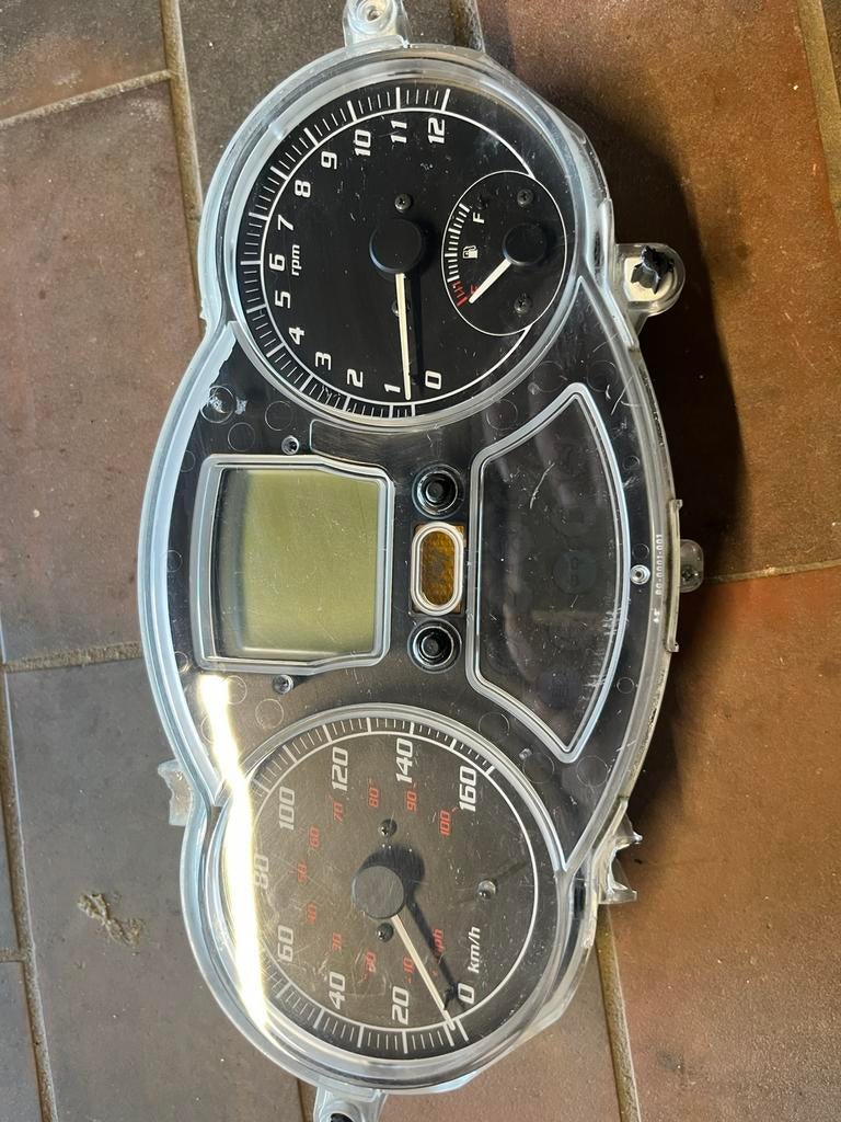 Klok kilometerteller piaggio mp3 13k, Ophalen of Verzenden