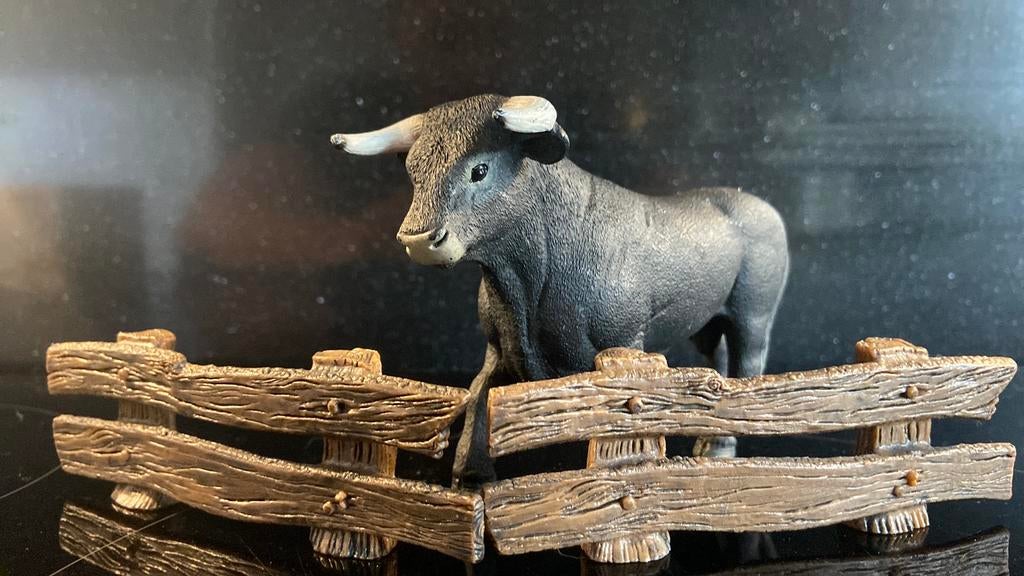 Schleich Farmilife: Zwarte Stier, Verzamelen, Dierenverzamelingen, Ophalen of Verzenden, Zo goed als nieuw, Paard, Beeldje of Figuurtje