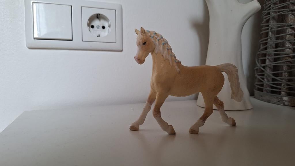 Schleich repaint paard, Verzamelen, Dierenverzamelingen, Ophalen of Verzenden, Zo goed als nieuw, Paard, Beeldje of Figuurtje