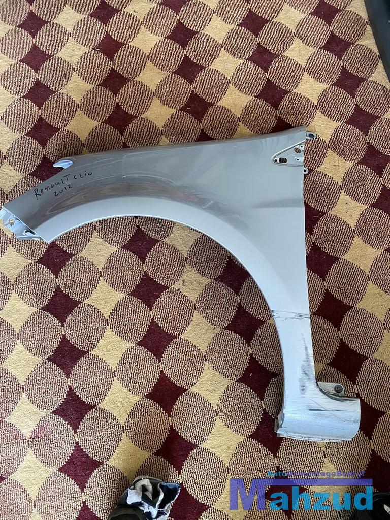 Renault Clio 3 linker voor scherm zijscherm grijs zilver, Auto-onderdelen, Renault Group, Gebruikt, Contact.group@renault.com
