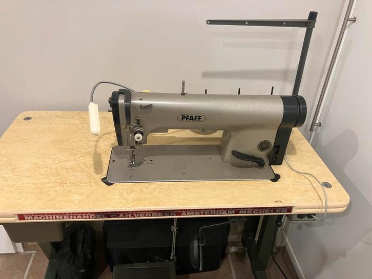 Pfaff 463 Industrie Naaimachine - Snel Rechtstikker, Hobby en Vrije tijd, Naaimachines en Toebehoren, Gebruikt, Naaimachine, Pfaff