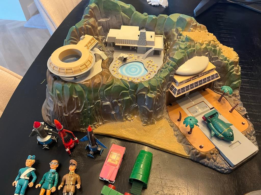 Thunderbirds Speelset met Extra's - Compleet & Authentiek, Ophalen of Verzenden, Gebruikt, Jongen of Meisje