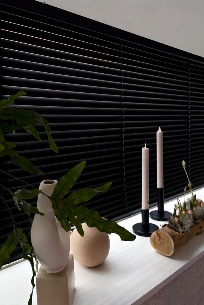 Zwarte lamellen, Ophalen, Zo goed als nieuw, Zwart, 200 cm of meer