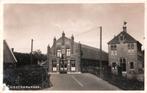 Zuid Scharwoude, Dorpsgezicht, gemeentehuis 5851 - FOTOKAART, Verzenden, 1920 tot 1940, Gelopen, Noord-Holland