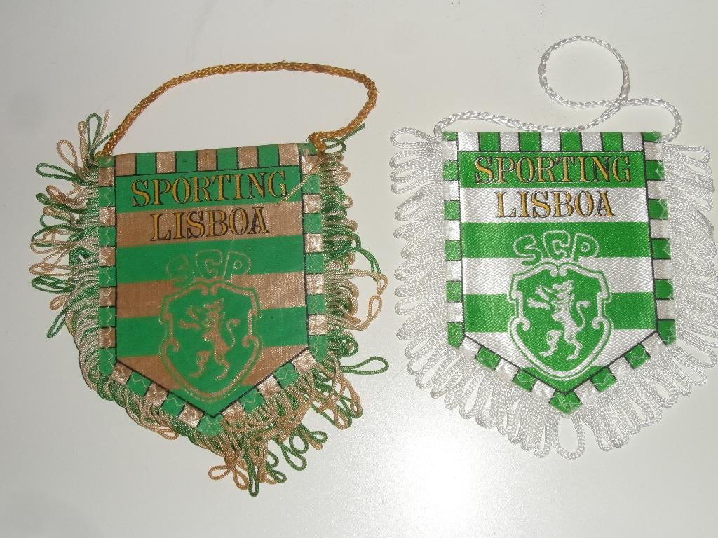 voetbal vaan 8 x sporting clube de portugal sporting, Ophalen of Verzenden, Gebruikt, Buitenlandse clubs, Vaantje of Sjaal